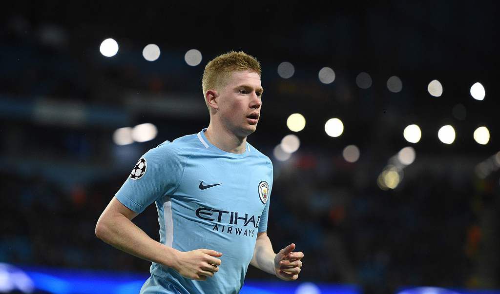 棒球与高空气候：解析在低气压环境下棒球飞行轨迹的物理变化